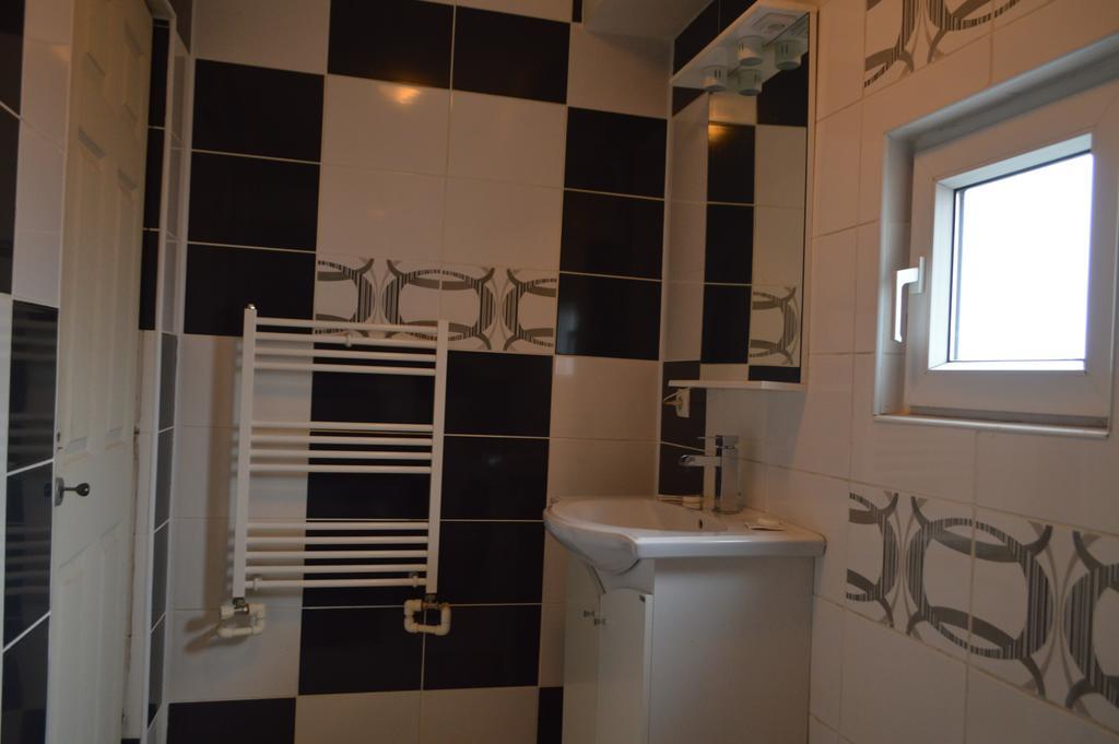 קלוז'-נאפוקה Csikos Apartment מראה חיצוני תמונה