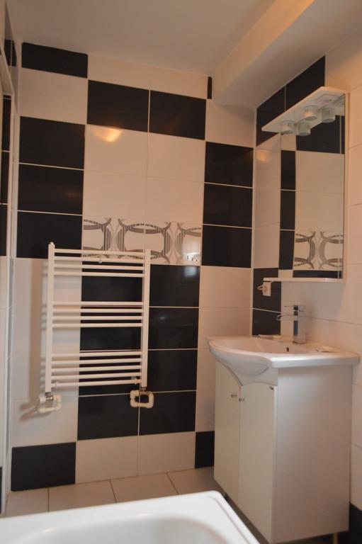 קלוז'-נאפוקה Csikos Apartment מראה חיצוני תמונה