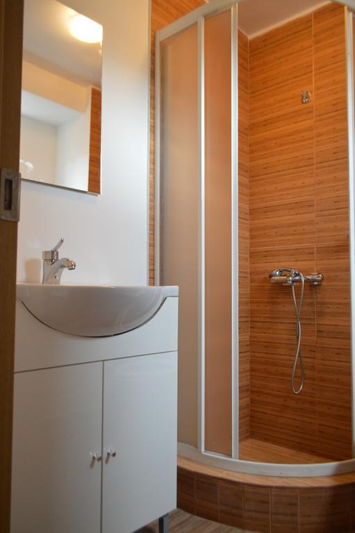 קלוז'-נאפוקה Csikos Apartment מראה חיצוני תמונה